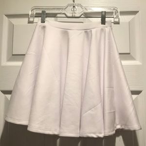 White flare skirt. Size Small